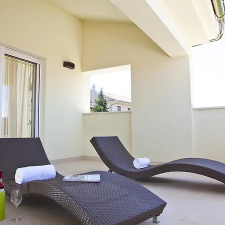 Apartment Villas Almar