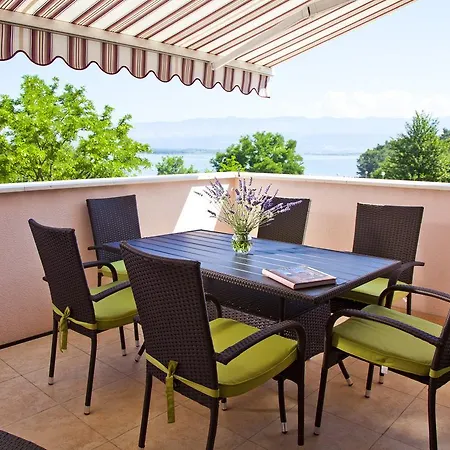 Apartment Villas Almar *